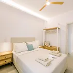 Terra Chic Retreat - 2br With Parking 아파트 *